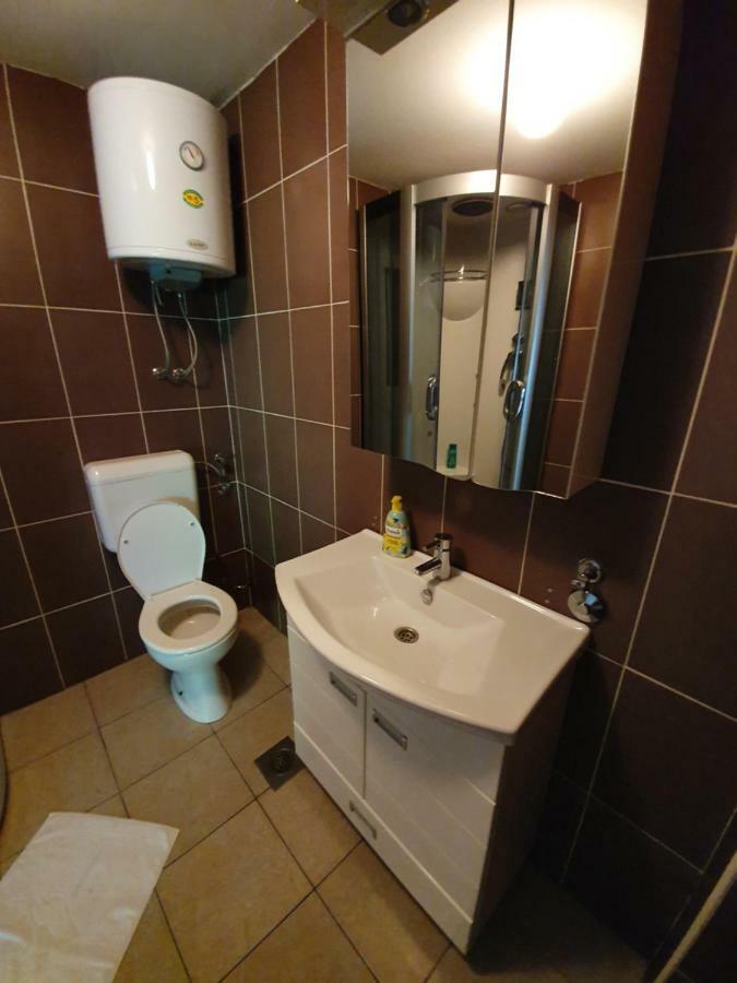 Damir Emir Hotel Tuzla Ngoại thất bức ảnh